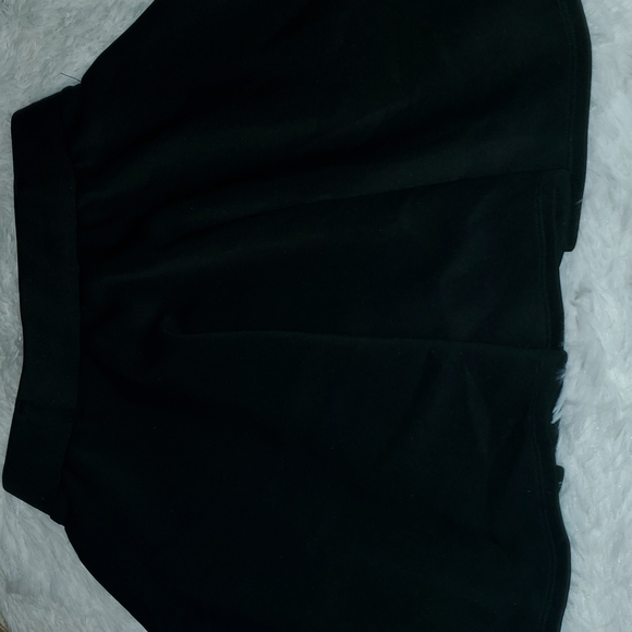 Hot Topic Dresses & Skirts - Hot Topic Skater Skirt